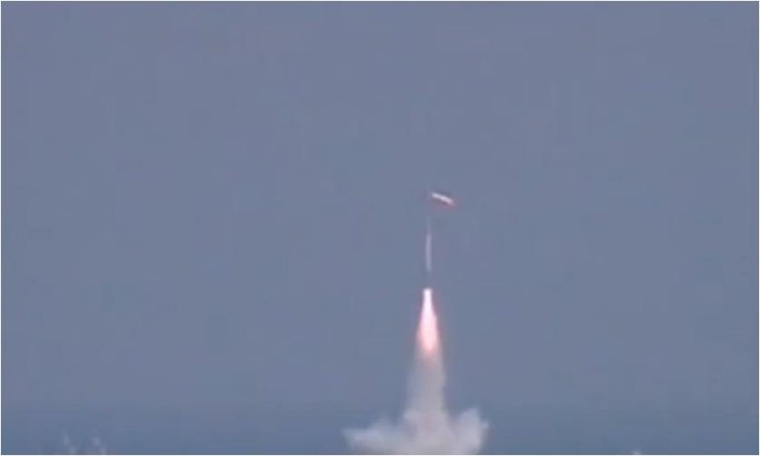 Ấn Độ phóng tên lửa tấn công từ tàu ngầm ở Vịnh Begal ngày 27/1/13